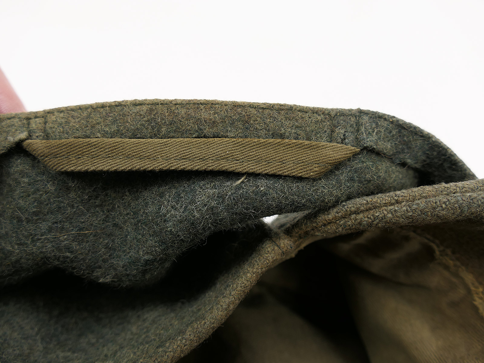 Army M43 field cap, FADE OUT, size 57, with original trapezoid detailing – COLLECTION