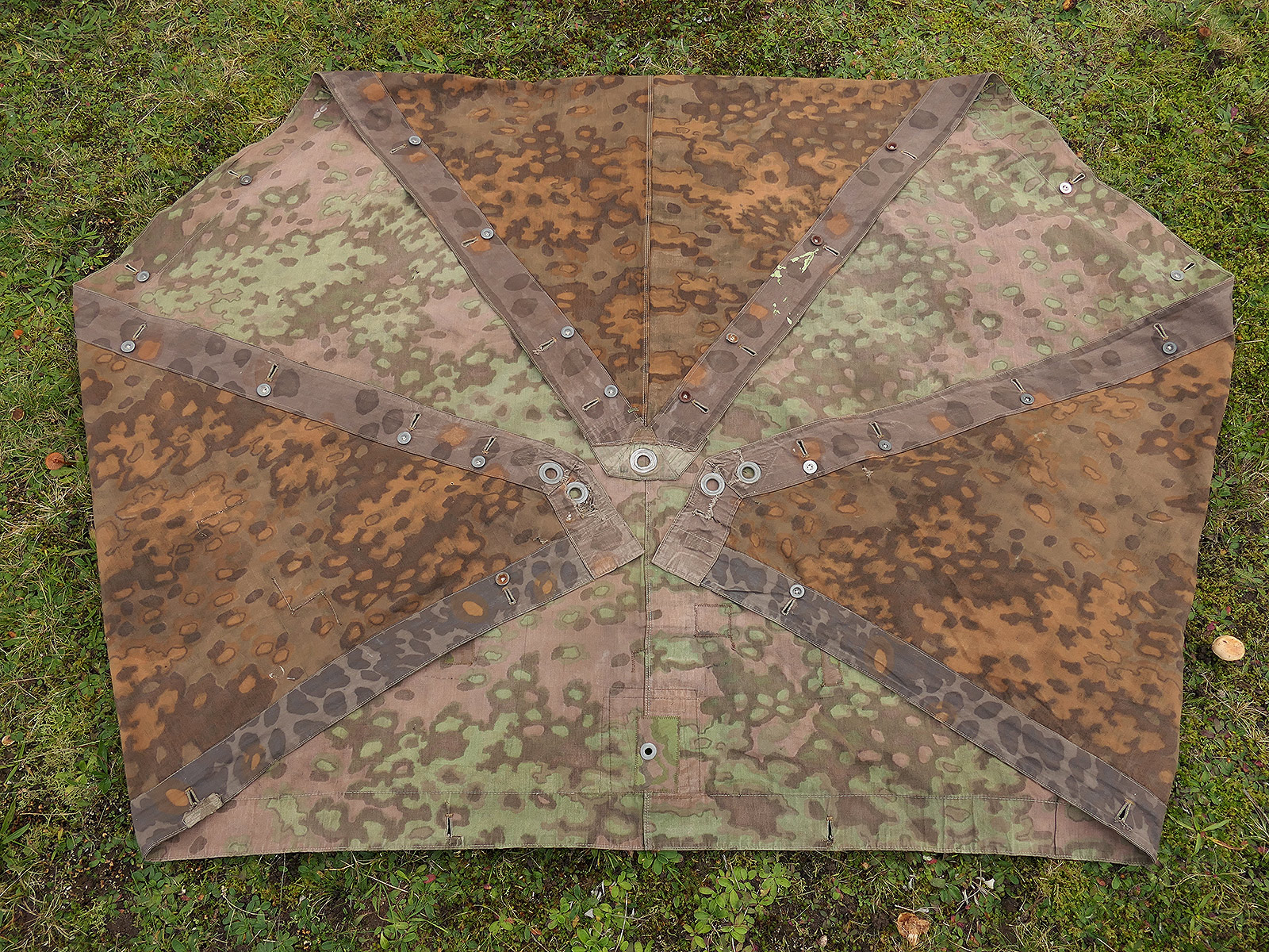 #A/ Waffen SS Original Tarpaulin – Oak Leaf Camouflage Tarpaulin – Battle-Worn