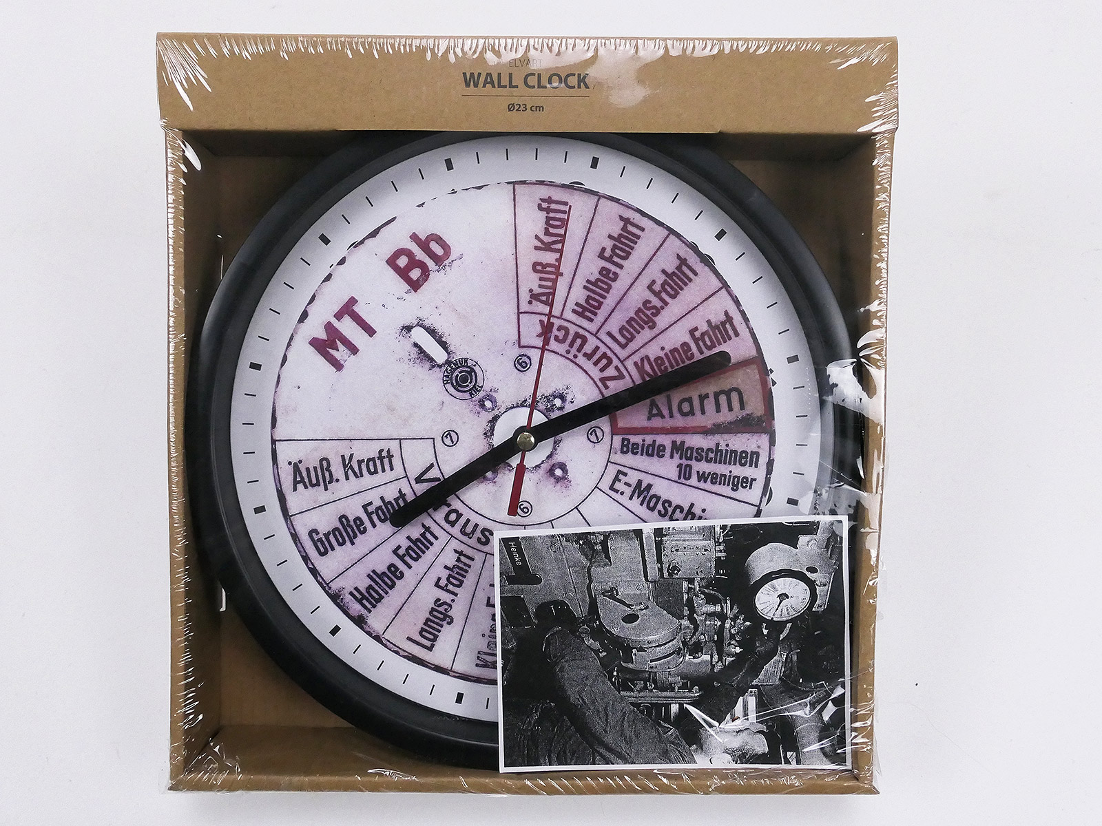 Wall clock with dial speed regulator from submarine war navy