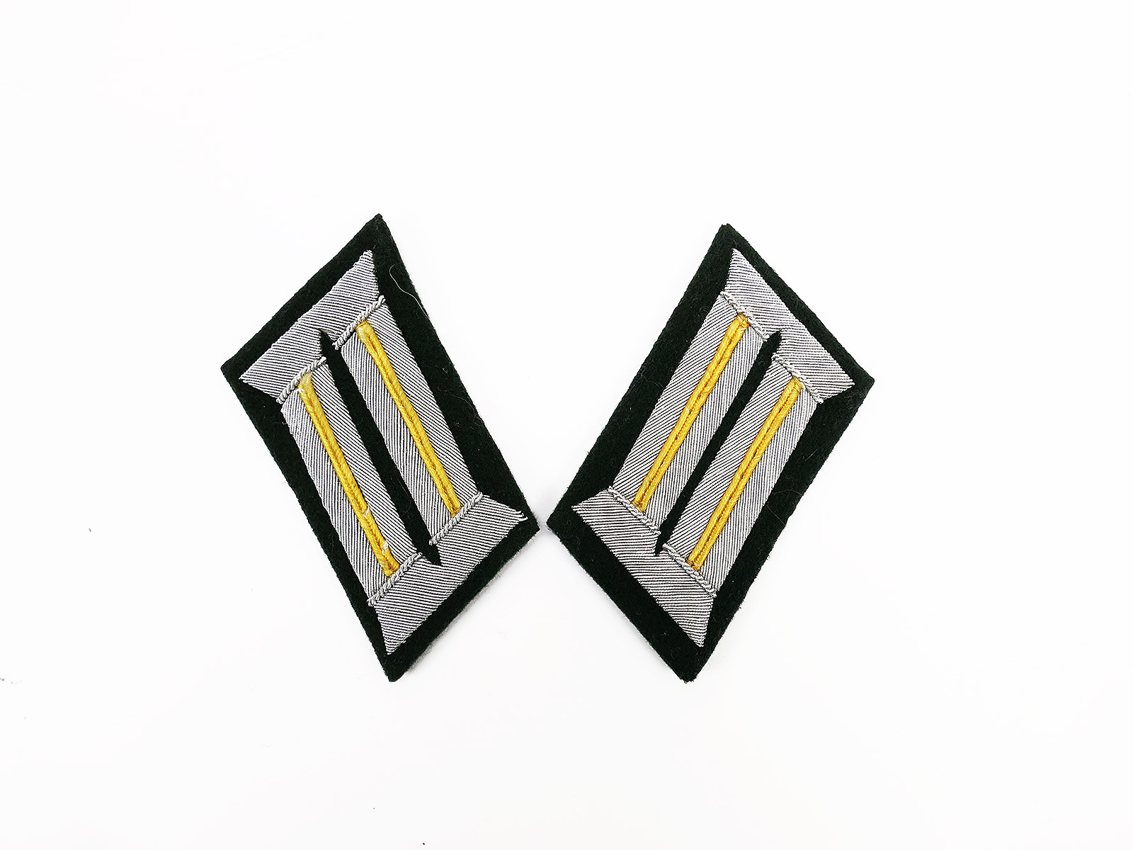 Wehrmacht officer collar mirror for reconnaissance on M36 base