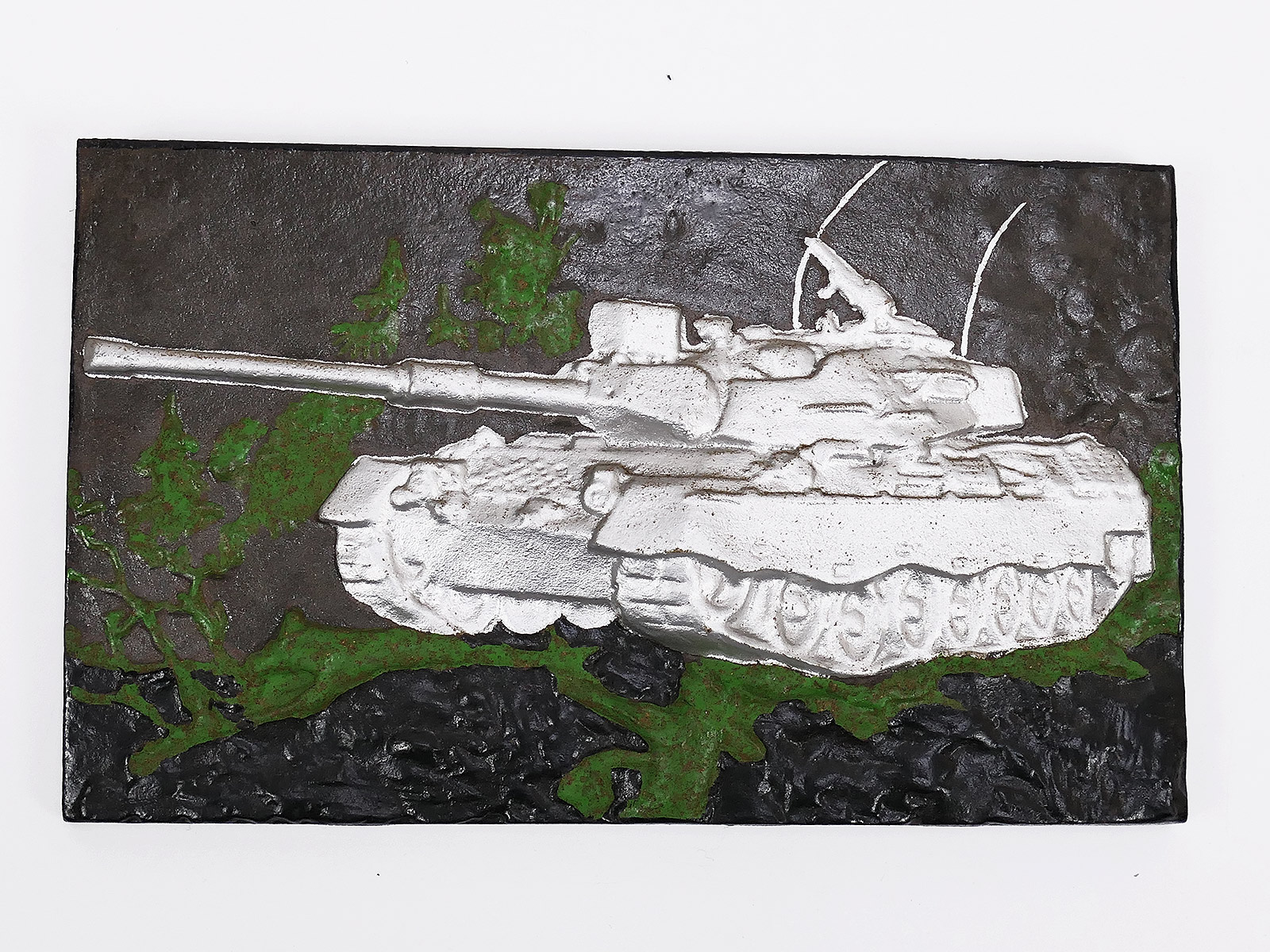 Commemorative wall relief armored troop battle tank Leopard 2 metal plate approx. 27x16.5cm