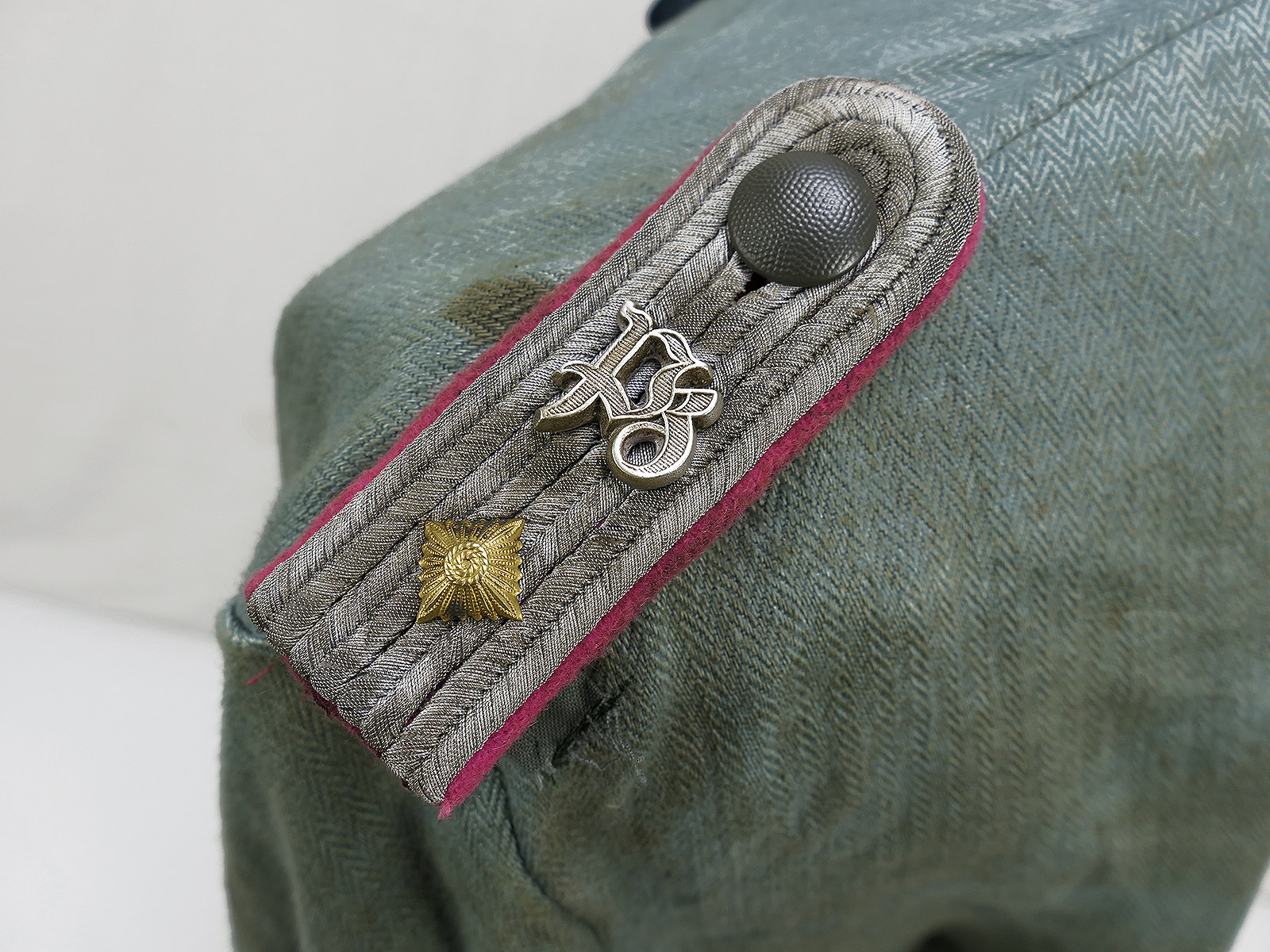 Wehrmacht M41 Officer’s Summer Field Jacket Uniform, First Lieutenant, Armoured Train – COLLECTION, BATTLE-WORN