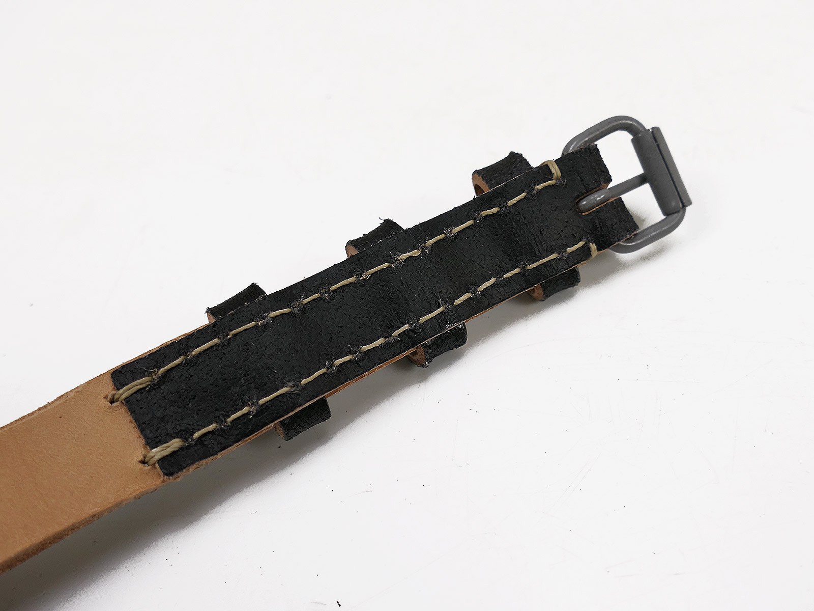 SET: Wehrmacht-style tableware and cookware with straps / leather straps