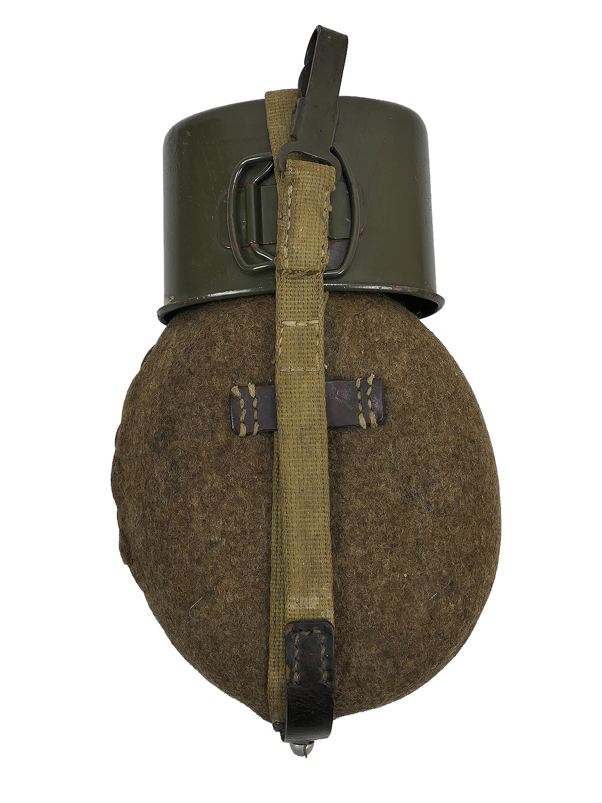 Wehrmacht MN42 canteen with steel cup – TOP COLLECTION, BATTLE-WORN