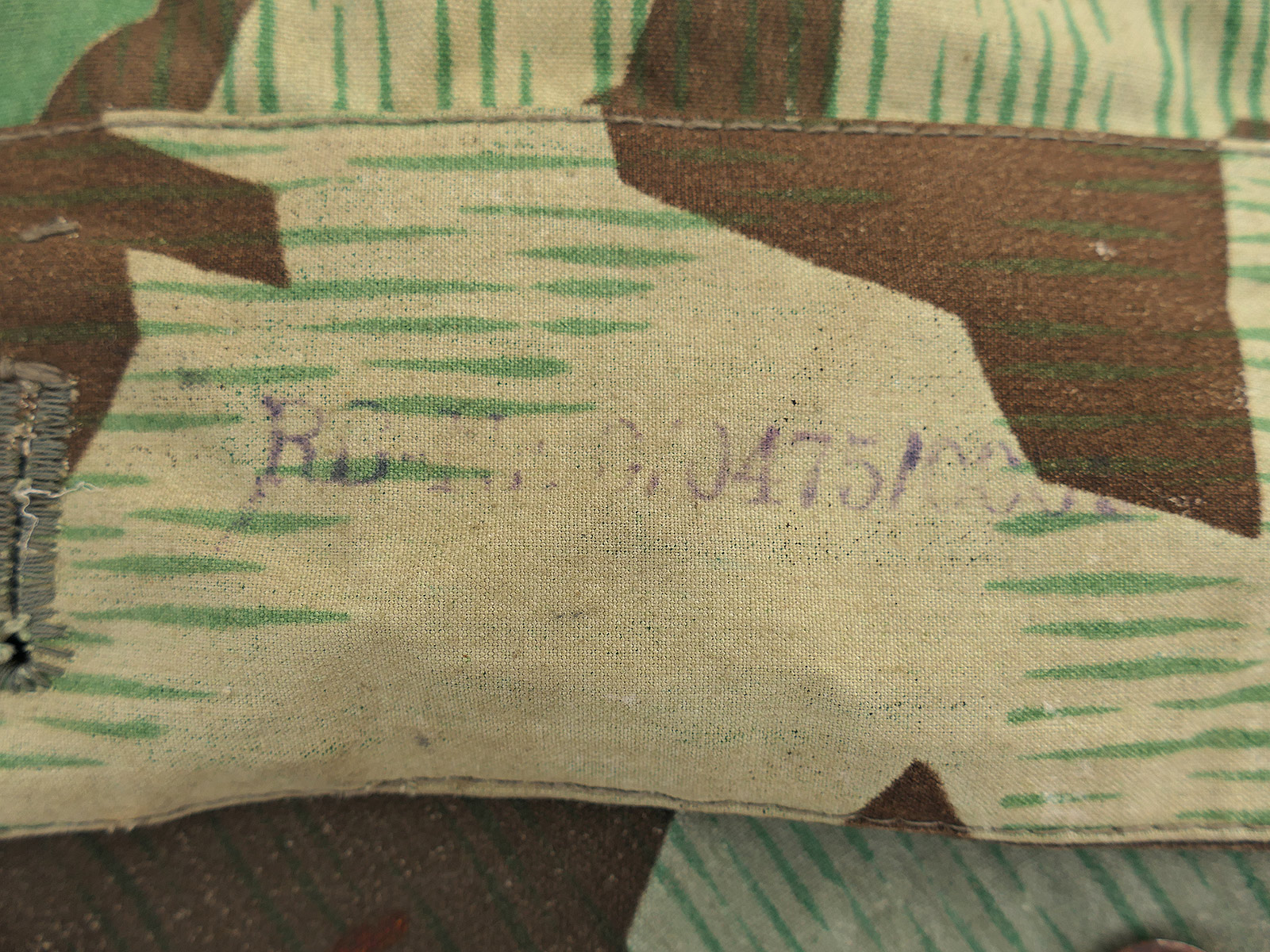 Wehrmacht Late-Period Original M31 Tent Canvas, Splinter Camouflage – RBNR. – Tent Fabric, Camouflage Tent Fabric, VERY NICE, BATTLE-WORN
