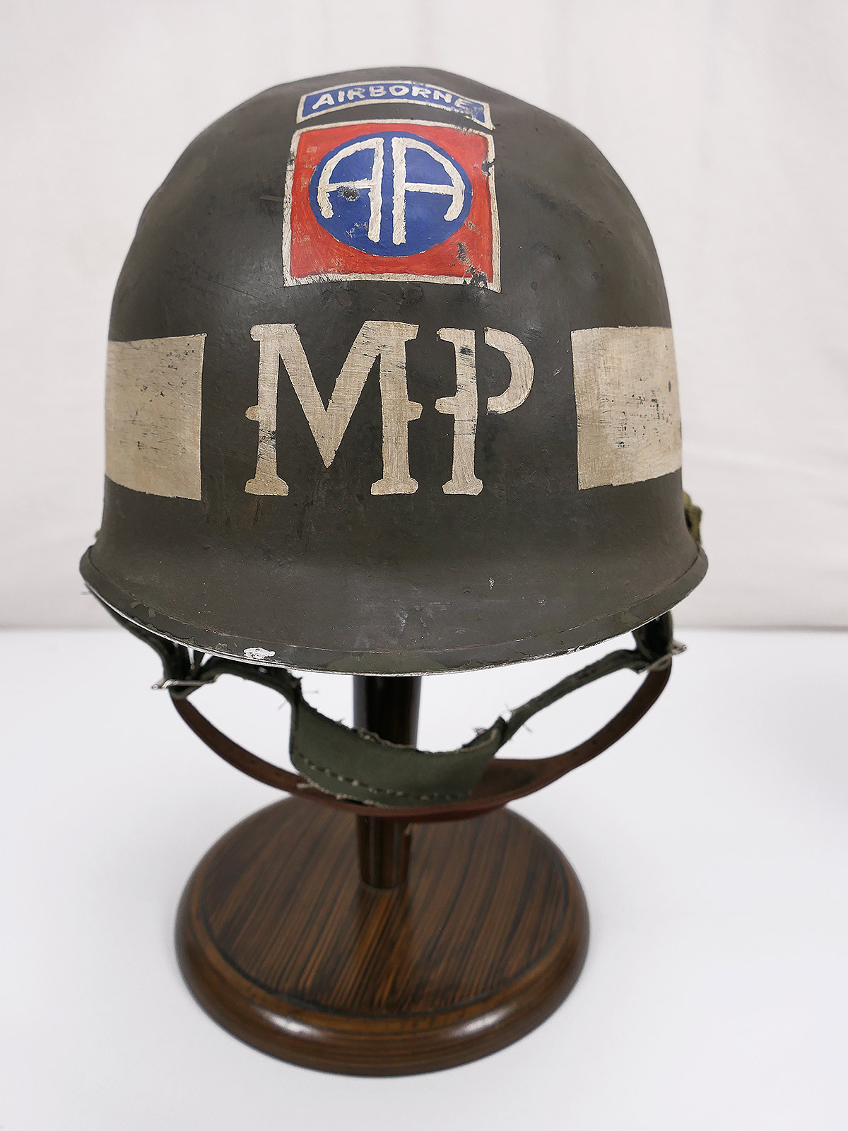 P1727072 82nd Airborne VET US ARMY Type WW2 M1 Steel Helmet MP Military Police + Paratrooper Liner