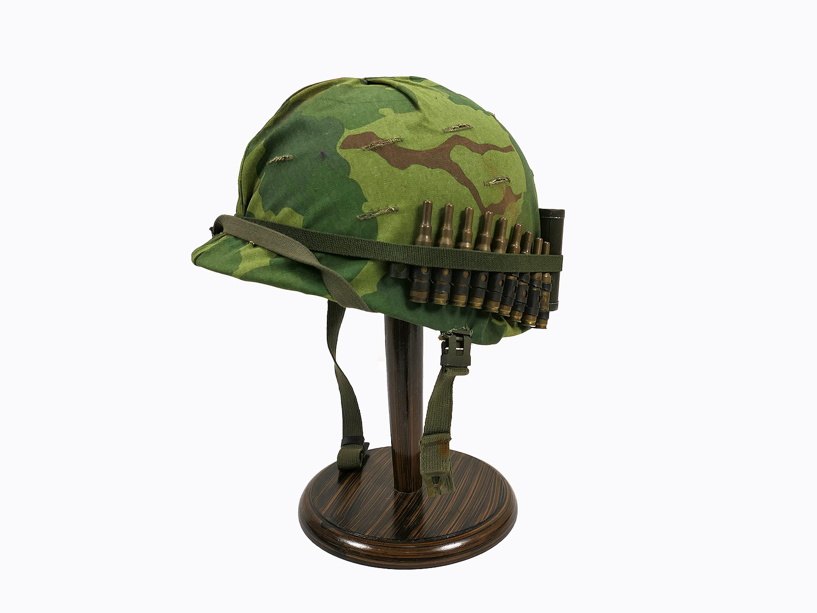 US M1 steel helmet Vietnam with Mitchell helmet cover helmet liner + strap piece US M1 steel helmet Vietnam with Mitchell helmet cover helmet liner + strap piece