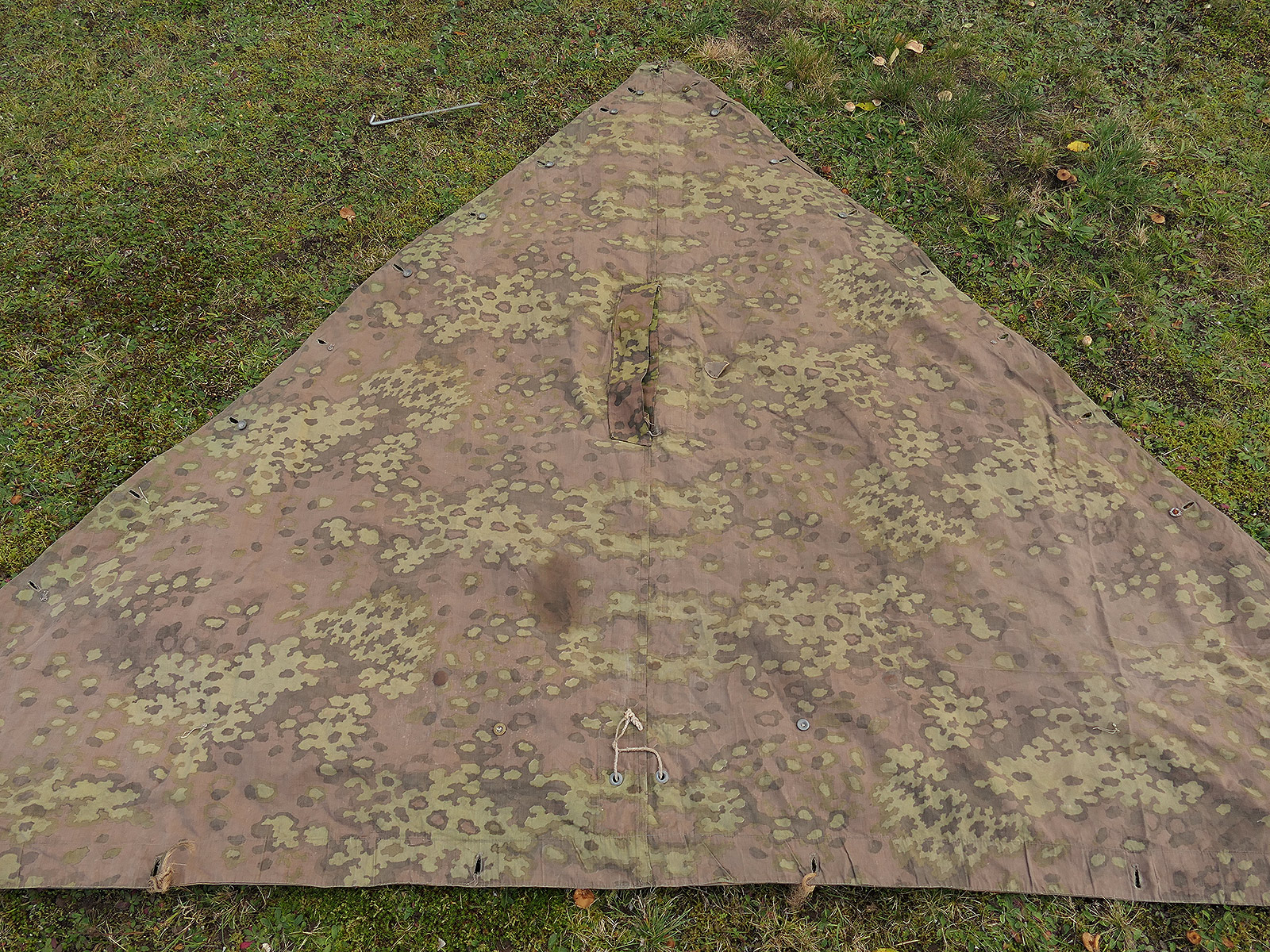 #B/ Waffen SS Original Tarpaulin – Oak Leaf Camouflage Tarpaulin – Battle-Worn