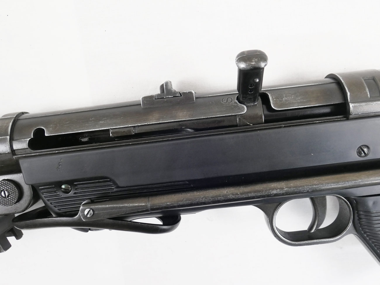 P14603371ZzL2X8MW0fNs