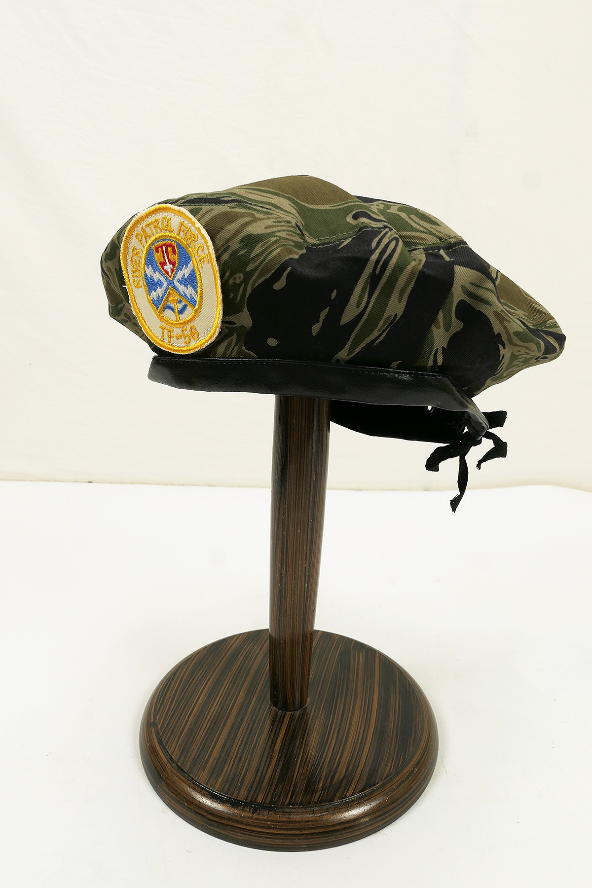 US Army Beret River Patrol Force Beret Tiger Stripe Vietnam
