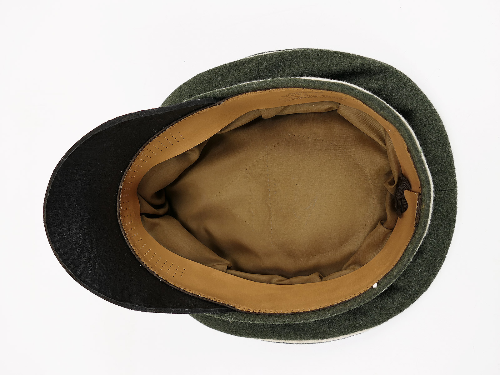 Wehrmacht Infantry Officer’s Crusher Cap with cap eagle / cockade COLLECTION