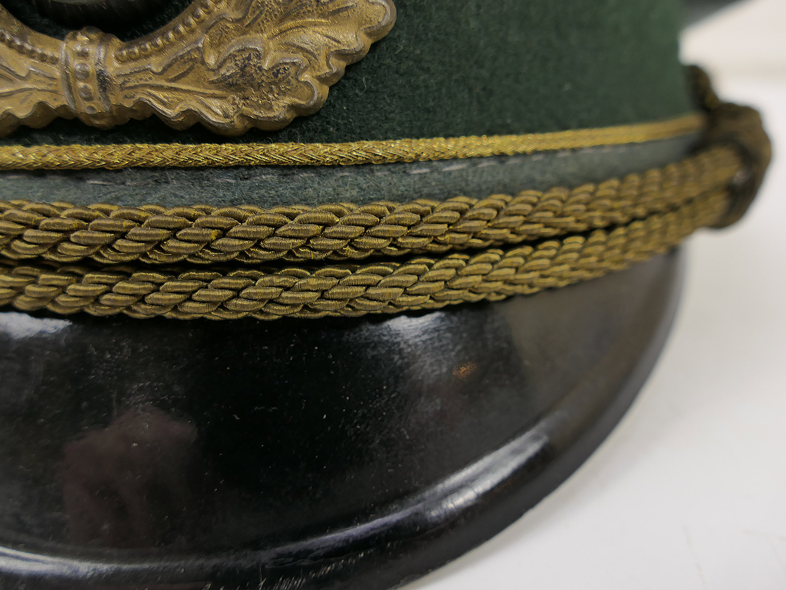 Antique Wehrmacht General’s peaked cap, size 58, with excellent patina – COLLECTION BATTLE WORN