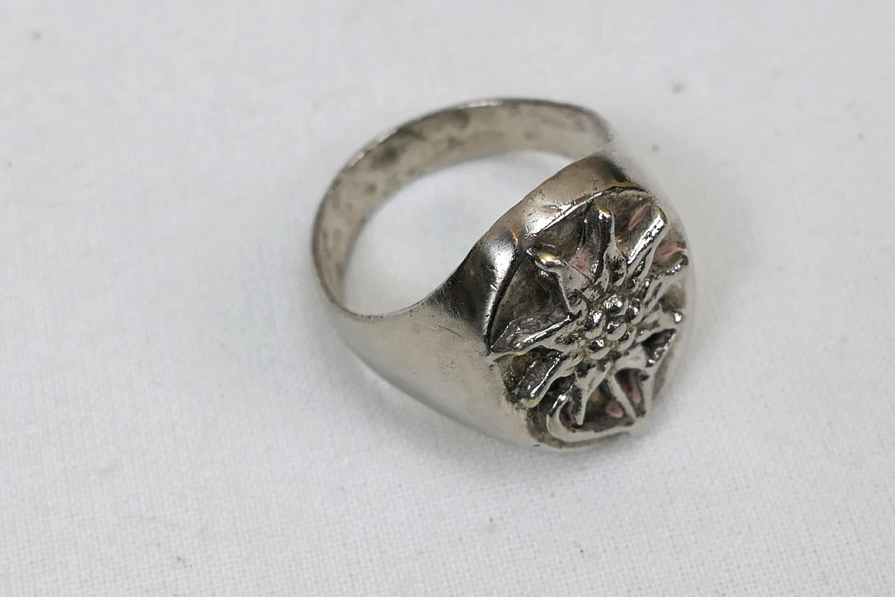 Wehrmacht Gebirgsjäger Traditional Ring with Edelweiss 19mm - 21mm