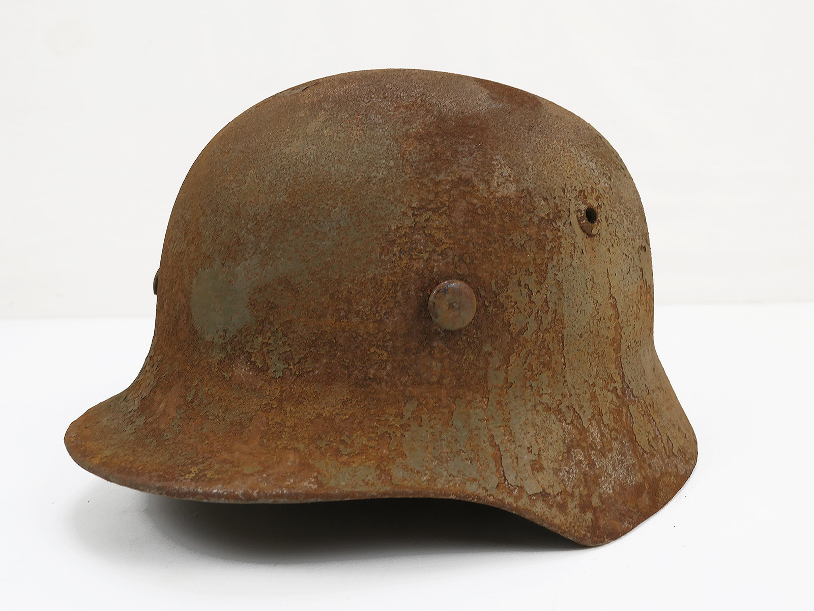 Wehrmacht / Waffen SS steel helmet GLOCKE M35 Antik Battleworn Gr.56/57 uncleaned 