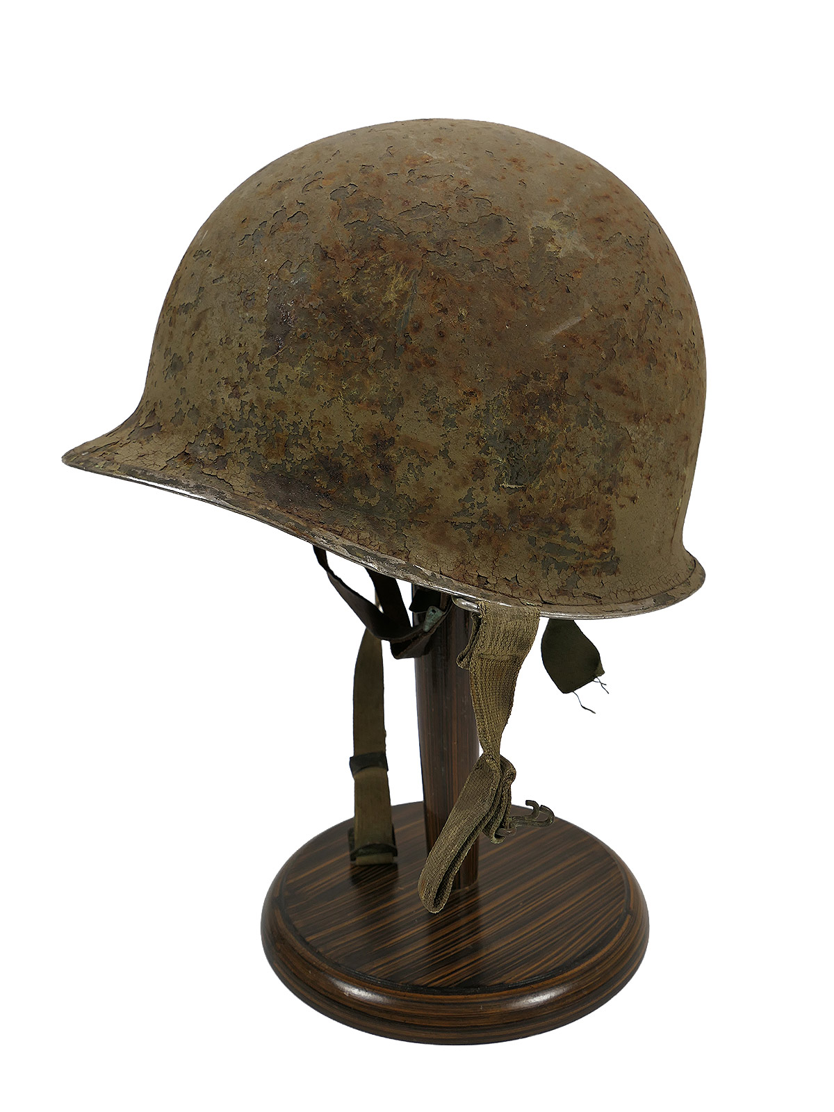 US Army WW2 M1 Front Seam Helmet (Stahlhelm) with liner and chin strap – battle-worn