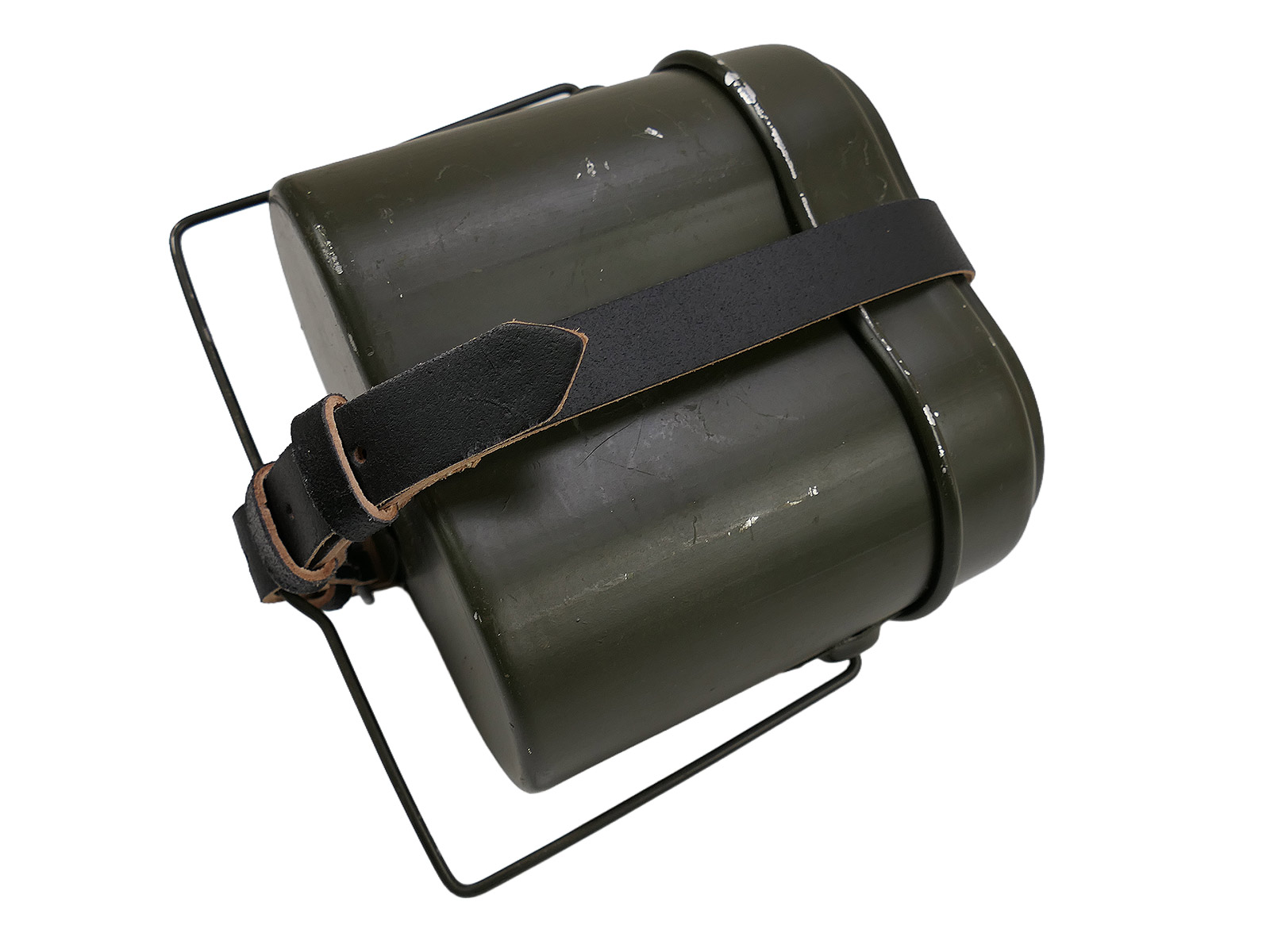 SET: Wehrmacht-style tableware and cookware with straps / leather straps