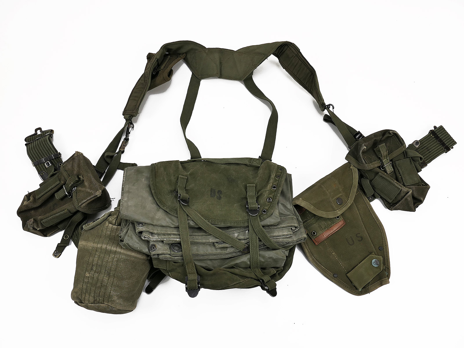 #FF/ US Army Vietnam Assault Kit M-1956 Pack - Pistol Belt Bags, Pouches, Buttpack, PONCHO, Suspenders