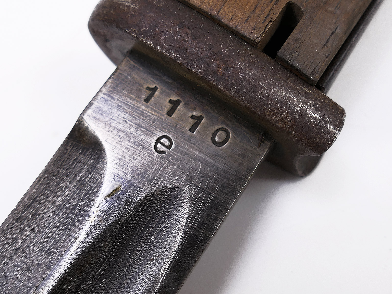 Wehrmacht M84/98 bayonet (cof42) for the K98 carbine / sidearm with scabbard, BATTLE-WORN