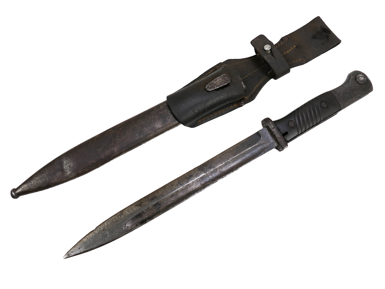 Wehrmacht M84/98 K98 bayonet / S/155 sidearm with belt loop – BATTLE WORN