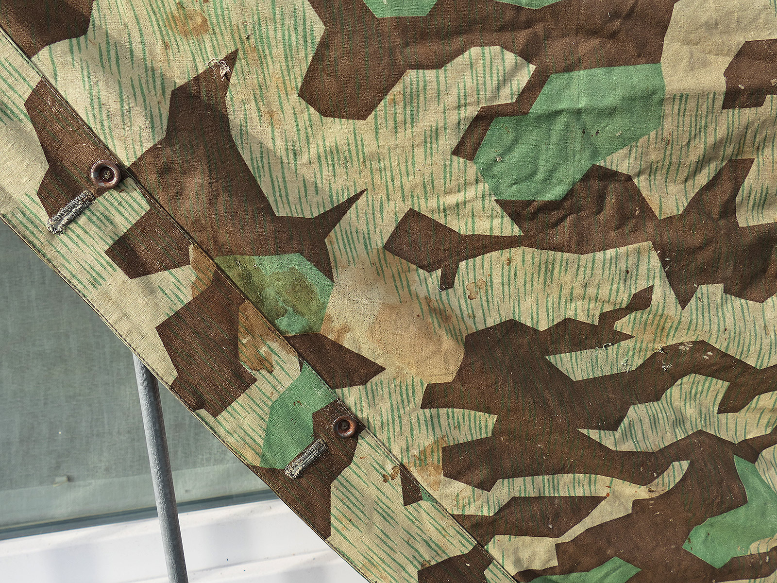 Wehrmacht Late-Period Original M31 Tent Canvas, Splinter Camouflage – RBNR. – Tent Fabric, Camouflage Tent Fabric, VERY NICE, BATTLE-WORN