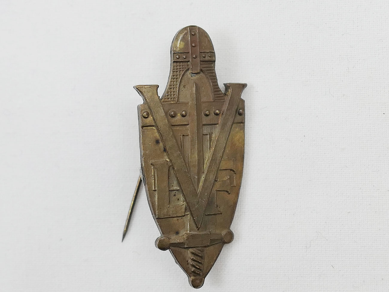Badge with needle LVF Volunteer Legion France Weapons Elite CHARLEMAGNE
