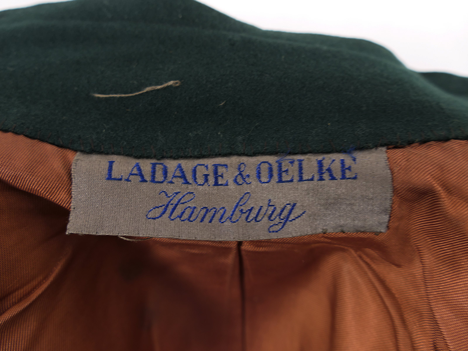 Original Wehrmacht Officer’s Field Jacket M36, Captain, Artillery, complete with breeches – COLLECTION