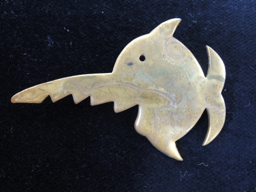 Wehrmacht Kriegsmarine WW2 cap badge U96 sawfish submarine uniform badge