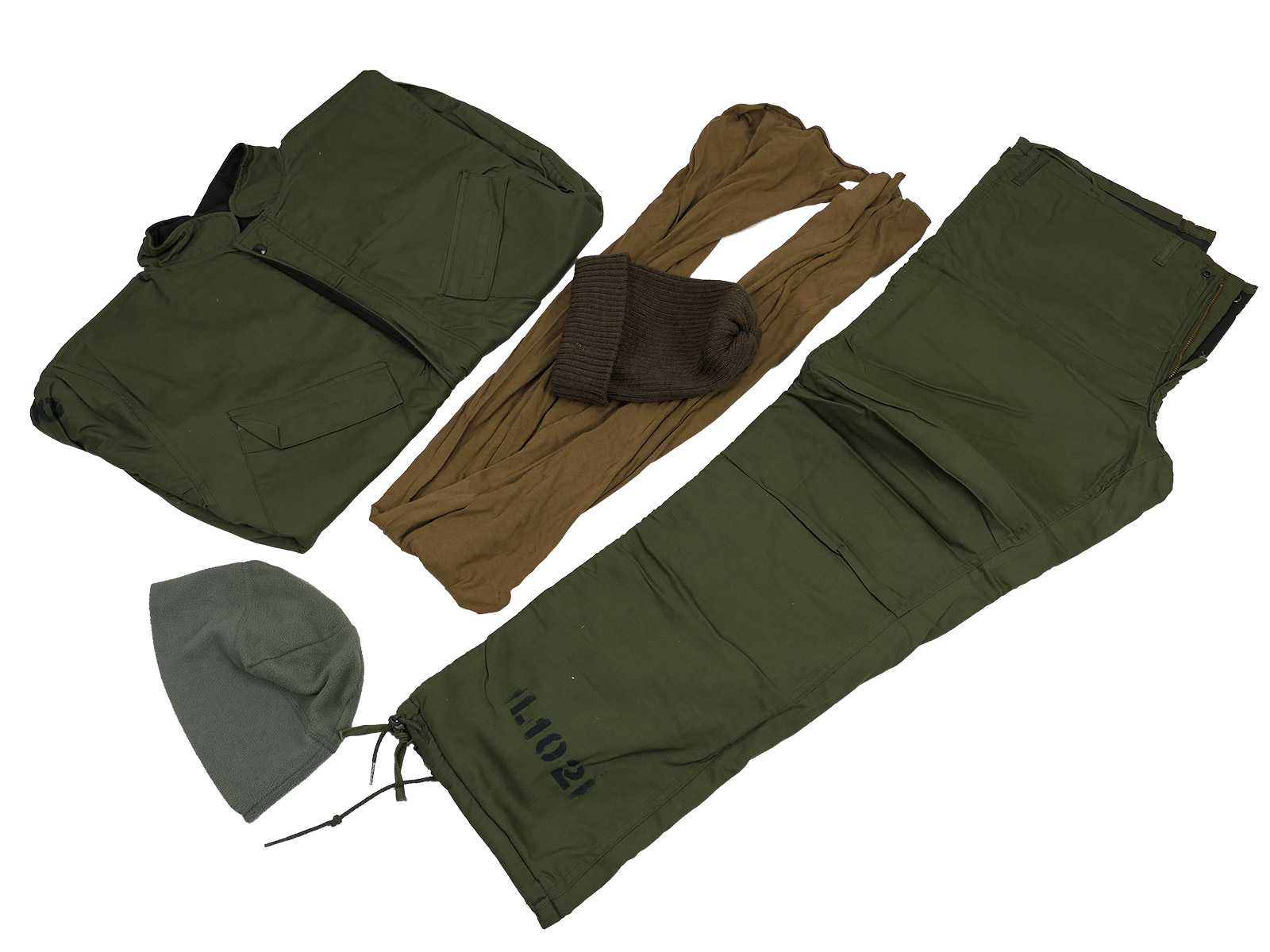 Flea market box, 15kg: Miliaria military assortment – US Army bags, spare parts, clothing, equipment, caps – VIEW