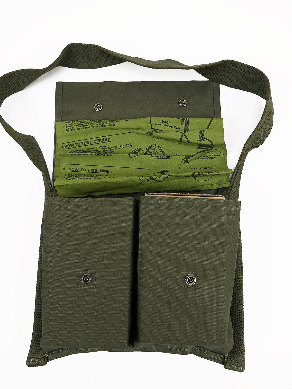 US Army M7 Bandolier Bag for Claymore Mine M18A1 Anti-personnel Mine