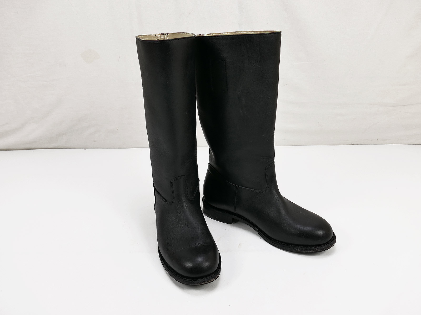 Type Wehrmacht leather boots Knobelbecher Schaftstiefel Wachbataillon with horseshoe 275/107