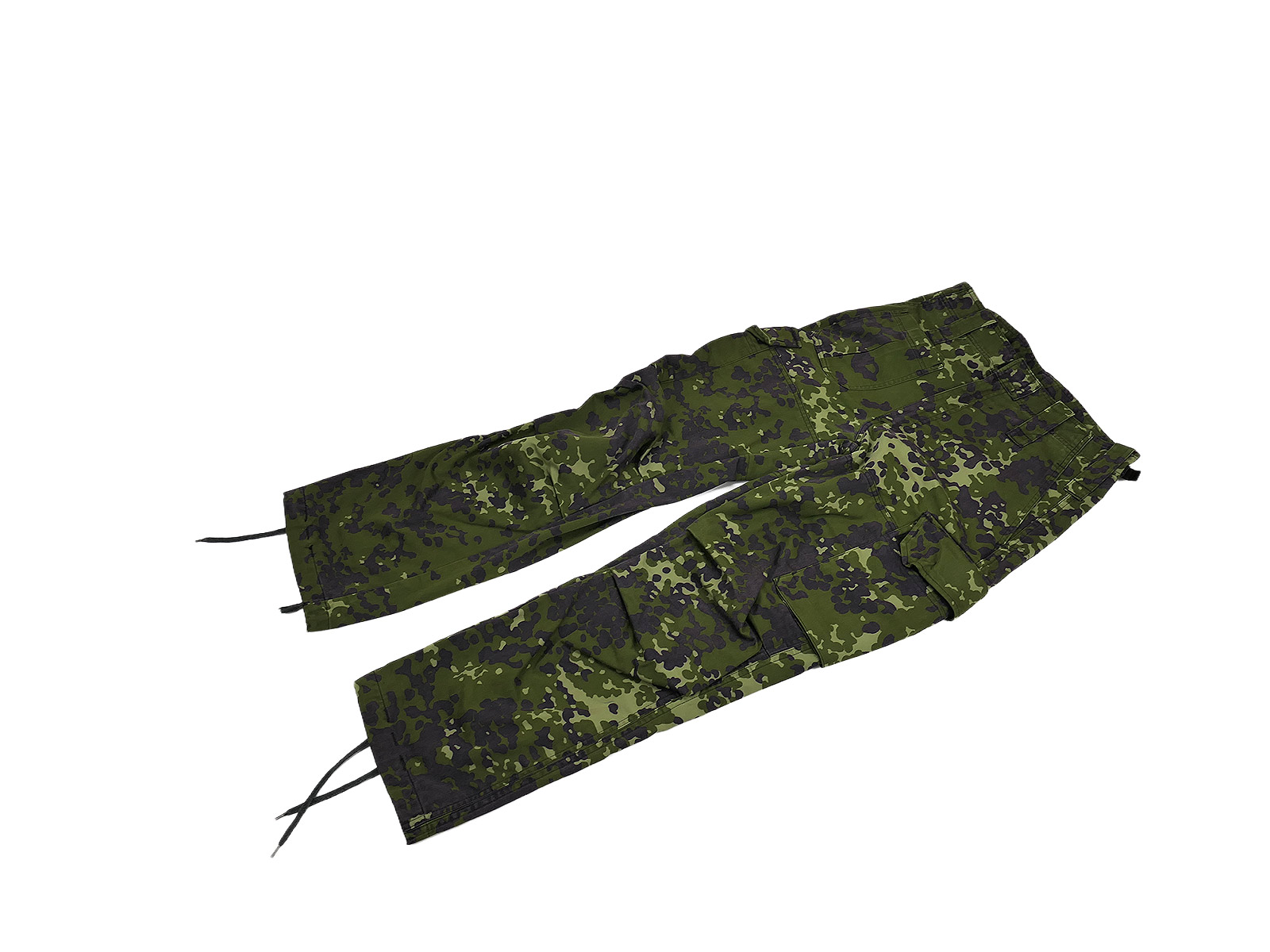 Denmark Combat camouflage trousers, green Flecktarn HMAK 2000 field trousers, camouflage trousers, DK Size 11, with measurements 