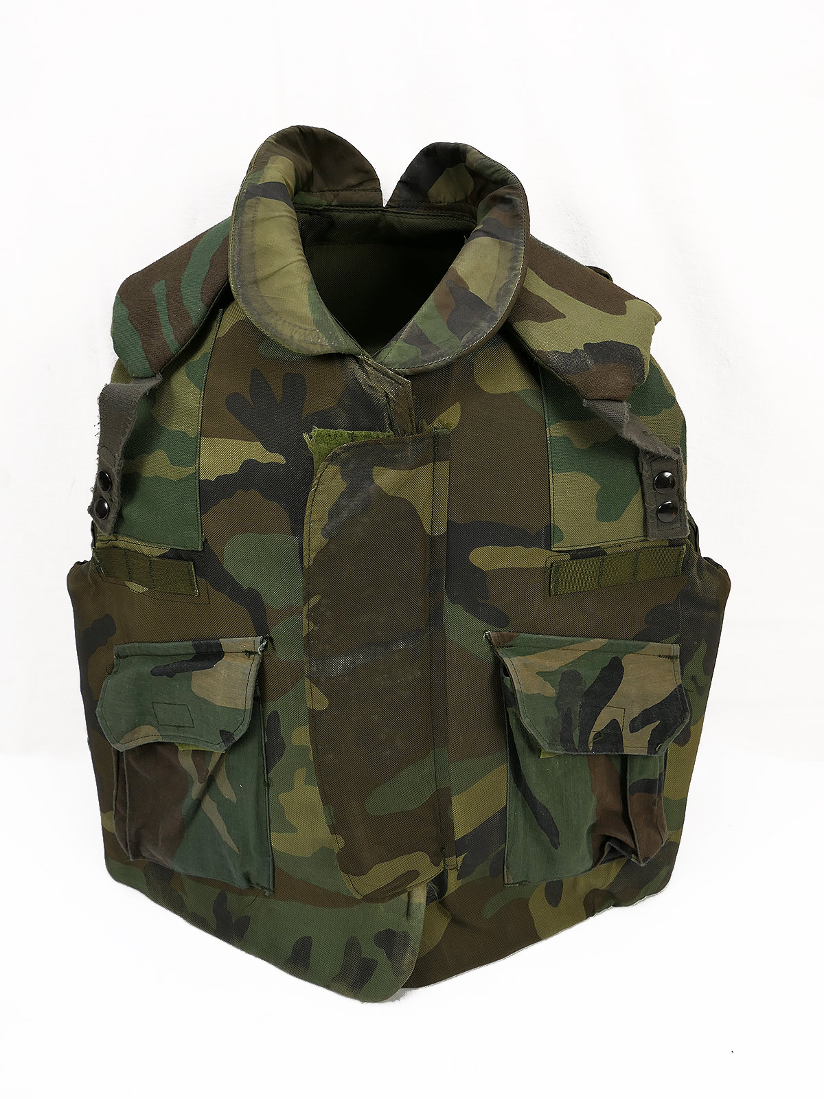 US ARMY Fragmentation Protective Vest, Size Large, 1984