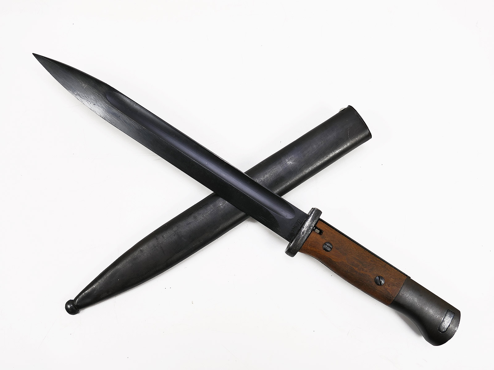 Wehrmacht M84/98 S/184 bayonet for the K98 carbine / side-mounted bayonet with scabbard