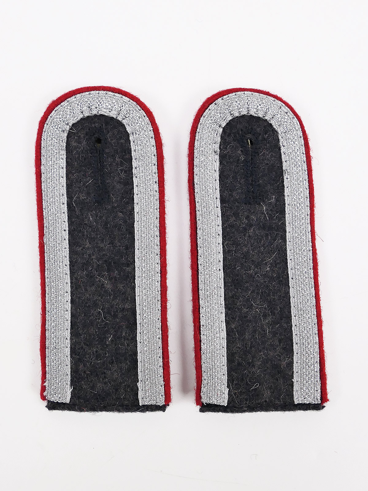 Epaulettes Luftwaffe Artillery / Flak red piping for non-commissioned officers epaulettes