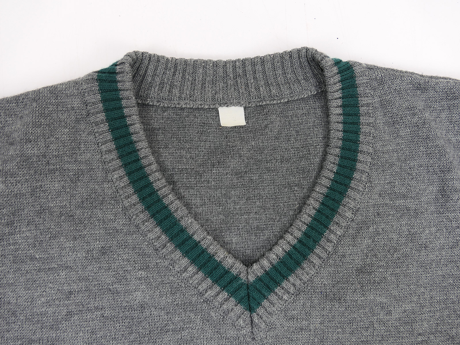 One-off item – Wehrmacht slip-on jacket 36, woollen jumper with V-neck, size 2, BATTLE WORN