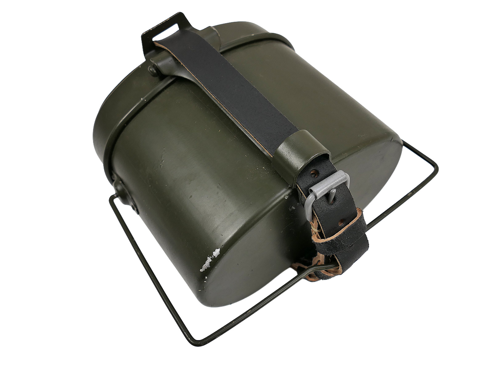 SET: Wehrmacht-style tableware and cookware with straps / leather straps