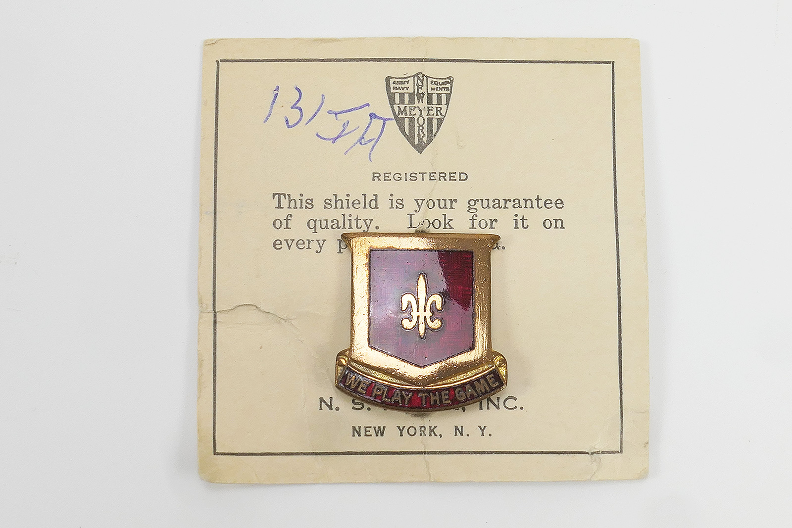 US WW2 Military Unit Crests Unit Insignia 131st Field Artillery Pin Medal Badge Badge
