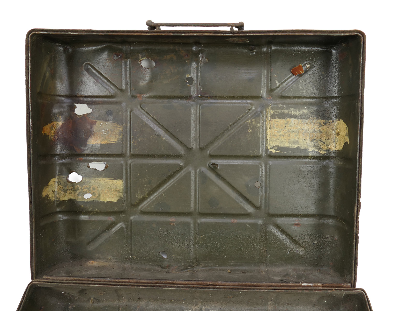 Battlefield find: Transport case for M24 stick grenades – hand grenade case, box – BATTLE WORN