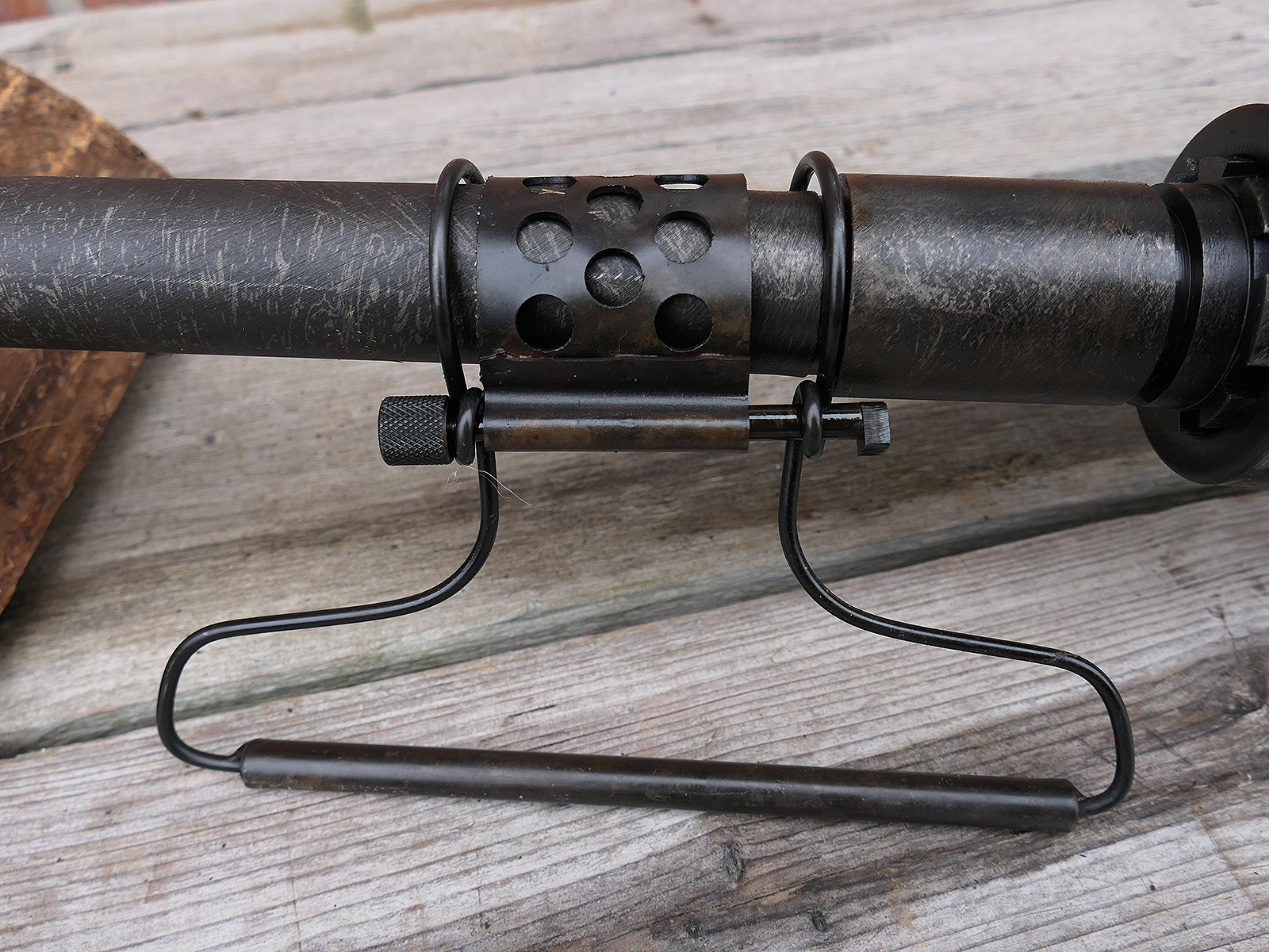 #A Browning Machine Gun MG Cal. 50 M2 Jeep Mount Tripod – Model – 1:1 metal replica, barrel can be dismantled