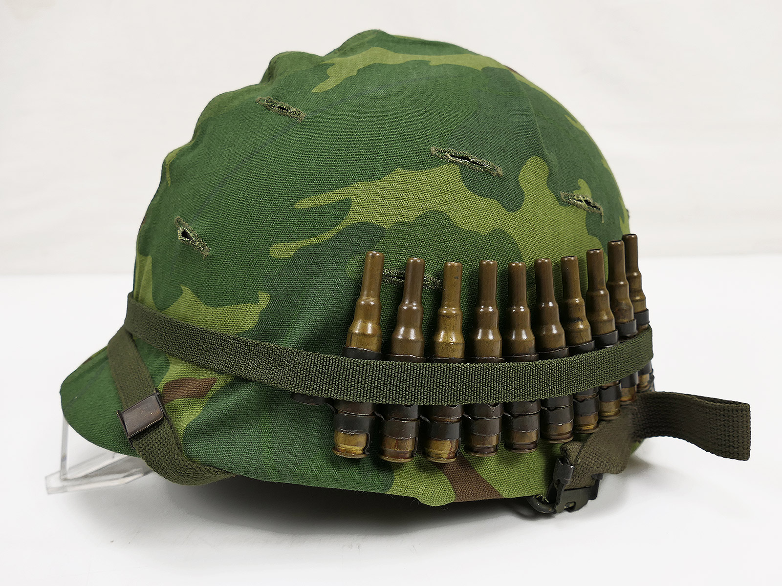 #2 US ARMY M1 steel helmet Vietnam / Korea with Mitchell helmet cover 1969 and accessories NAM