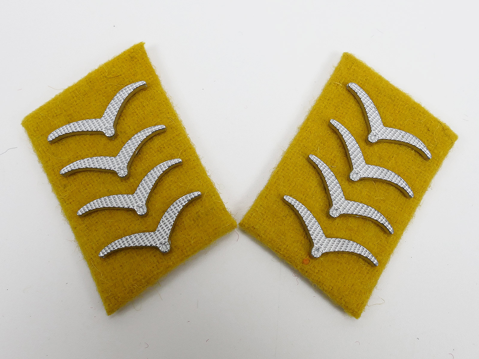 Luftwaffe collar mirror with metal wings LW aviator blouse HG / StFw paratrooper