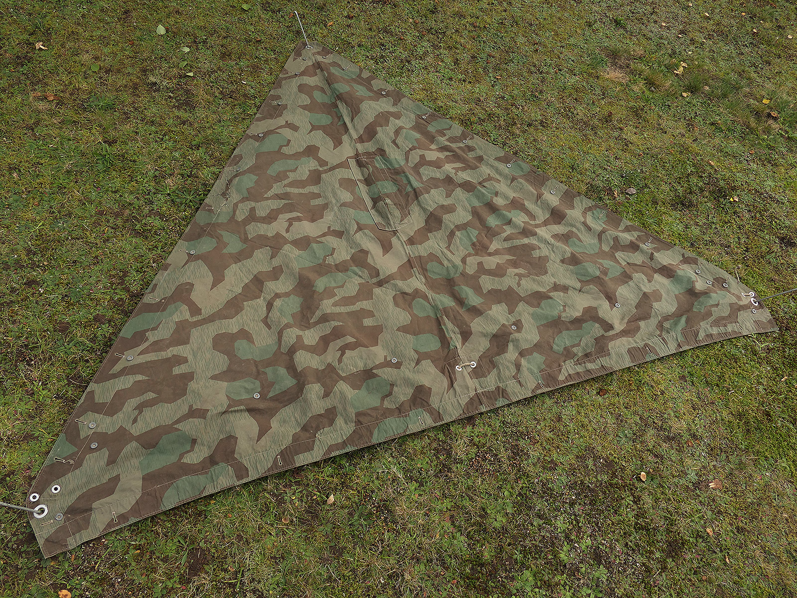 Original Wehrmacht M31 tent canvas, splinter camouflage, camouflage tent fabric – COLLECTION BATTLE WORN