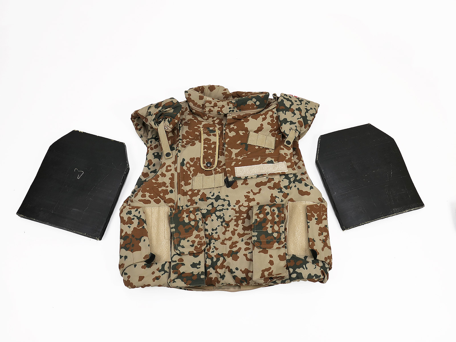 #C/ Danish Desert Vest MEDIUM with Softshell / ÜB plates - Fragmentation Protective Vest Denmark