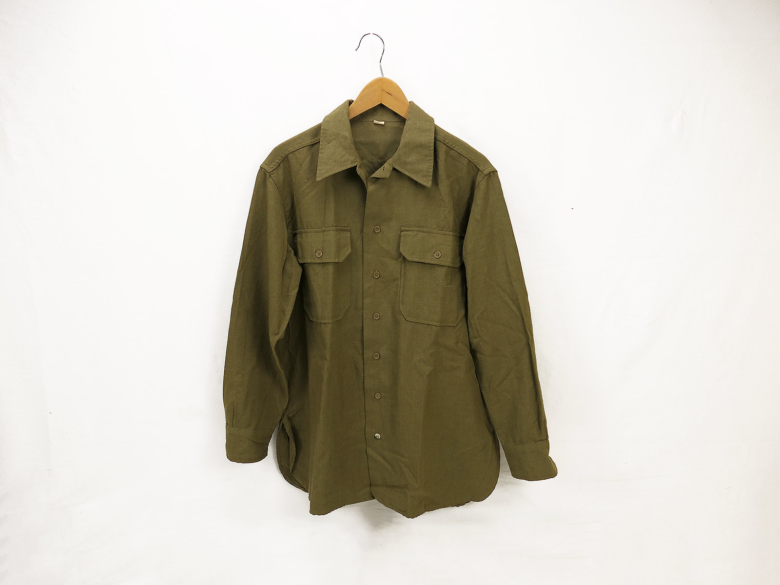 Single piece US Army WW2 field shirt M37 Enlisted Men size L