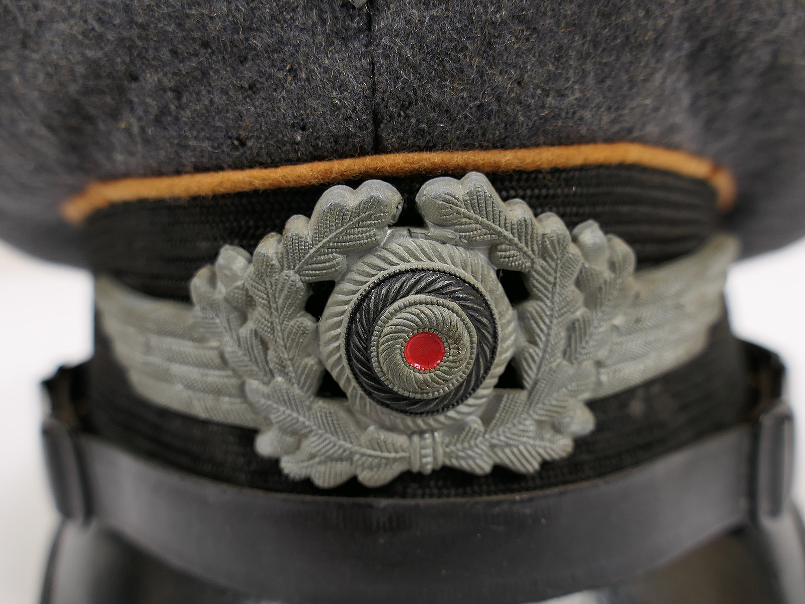 Original LUFTWAFFEN pilot’s cap, paratrooper style, fully decorated – COLLECTION