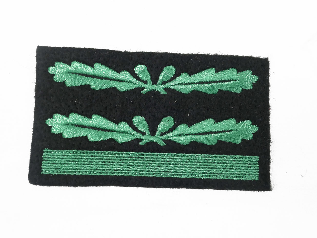 Weapons Elite Badge of Rank Under Storm Leader