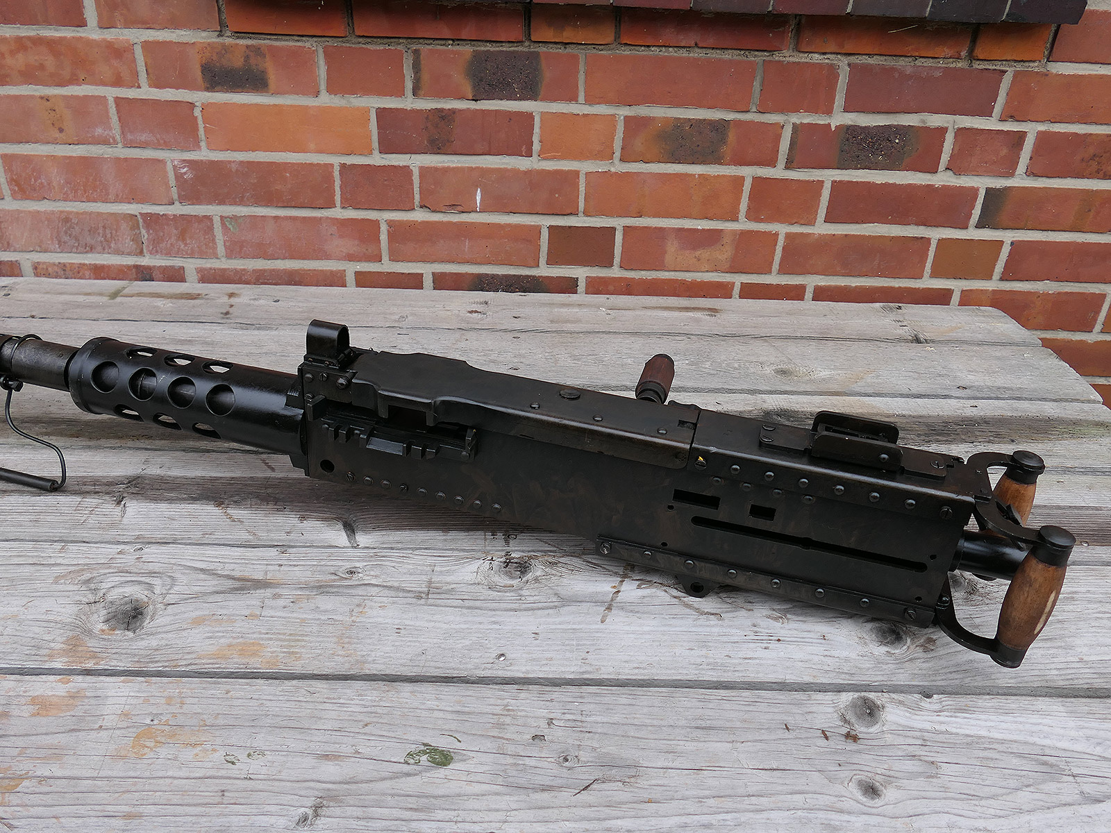 #A Browning Machine Gun MG Cal. 50 M2 Jeep Mount Tripod – Model – 1:1 metal replica, barrel can be dismantled