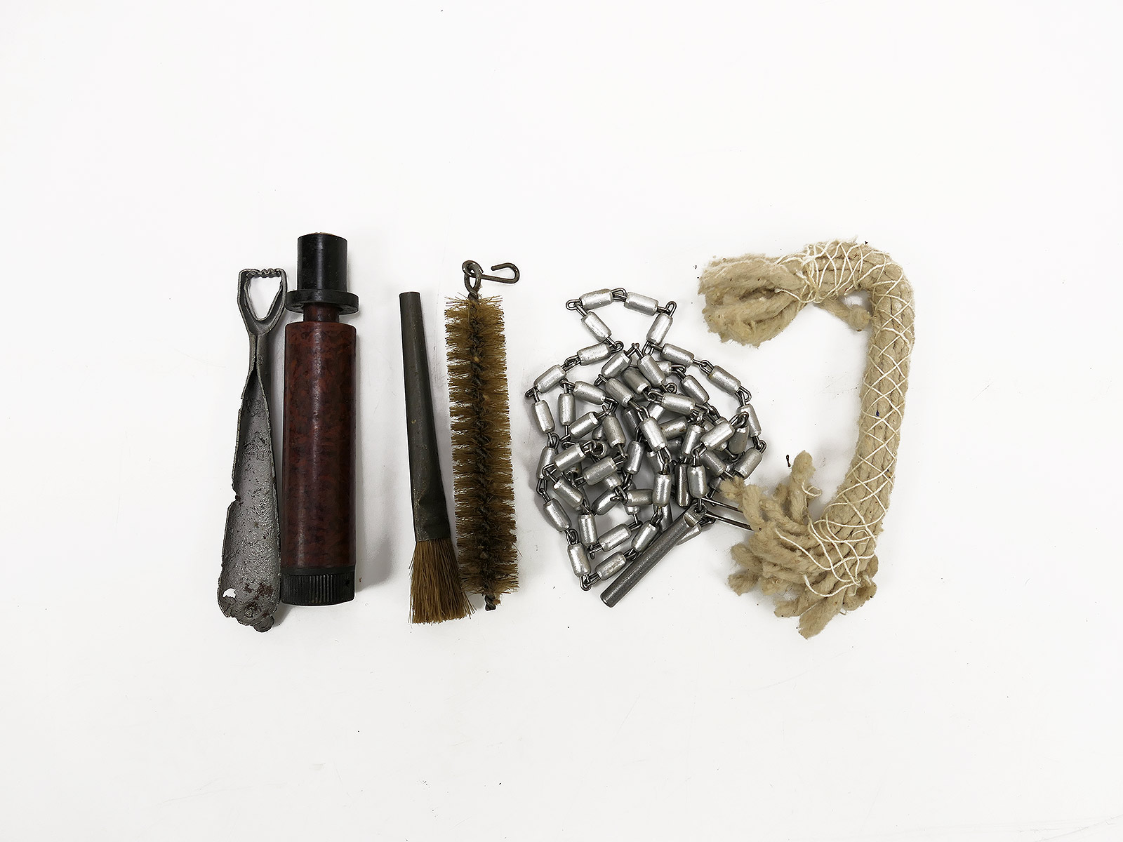 Contents for cleaning device RG34 gun cleaning device oiler chain brush wick sleeve head wiper