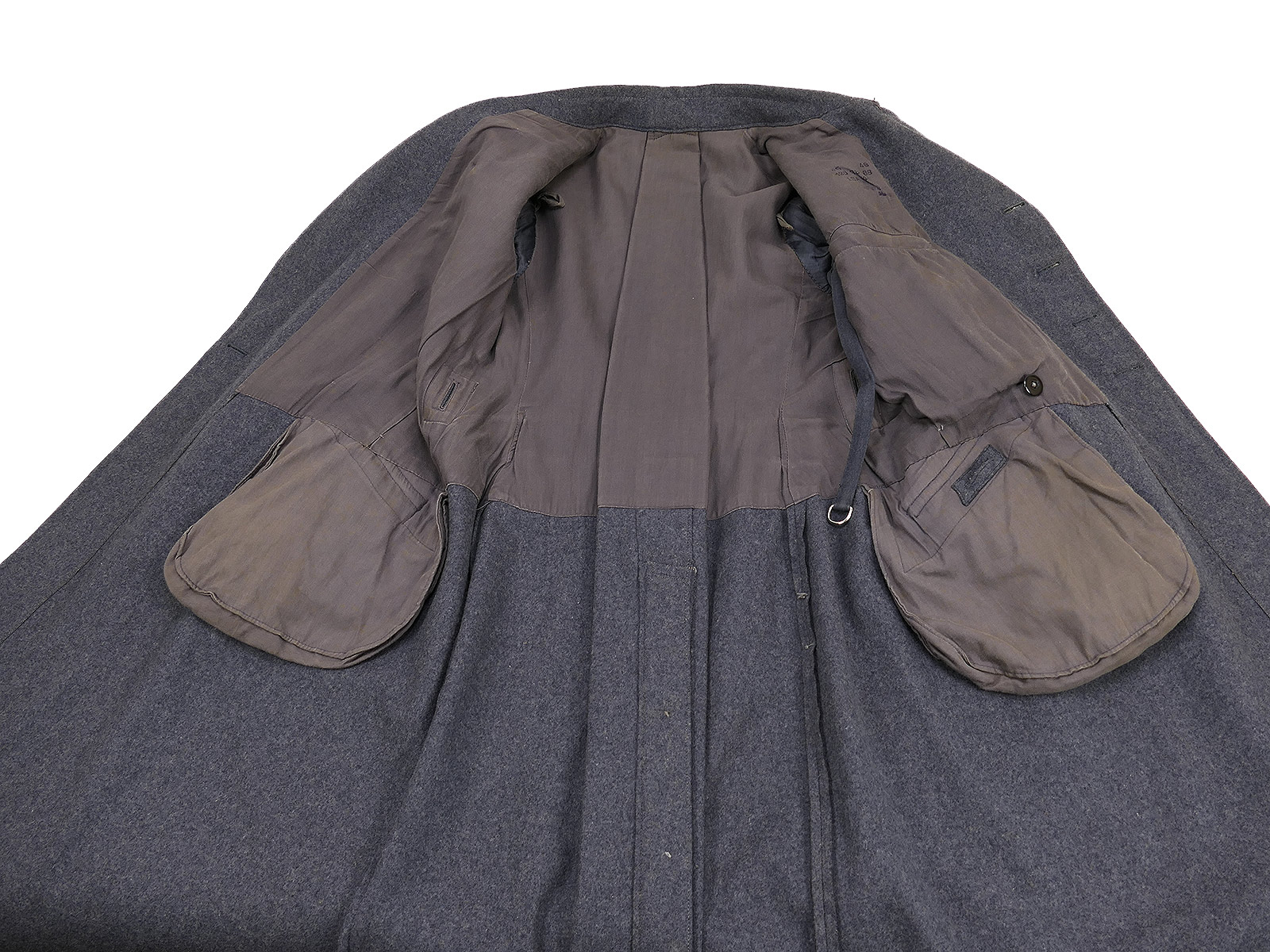 Original WW2 Luftwaffe M40 winter greatcoat, Lieutenant, LBA 41, stamped ‘TOP COLLECTION’