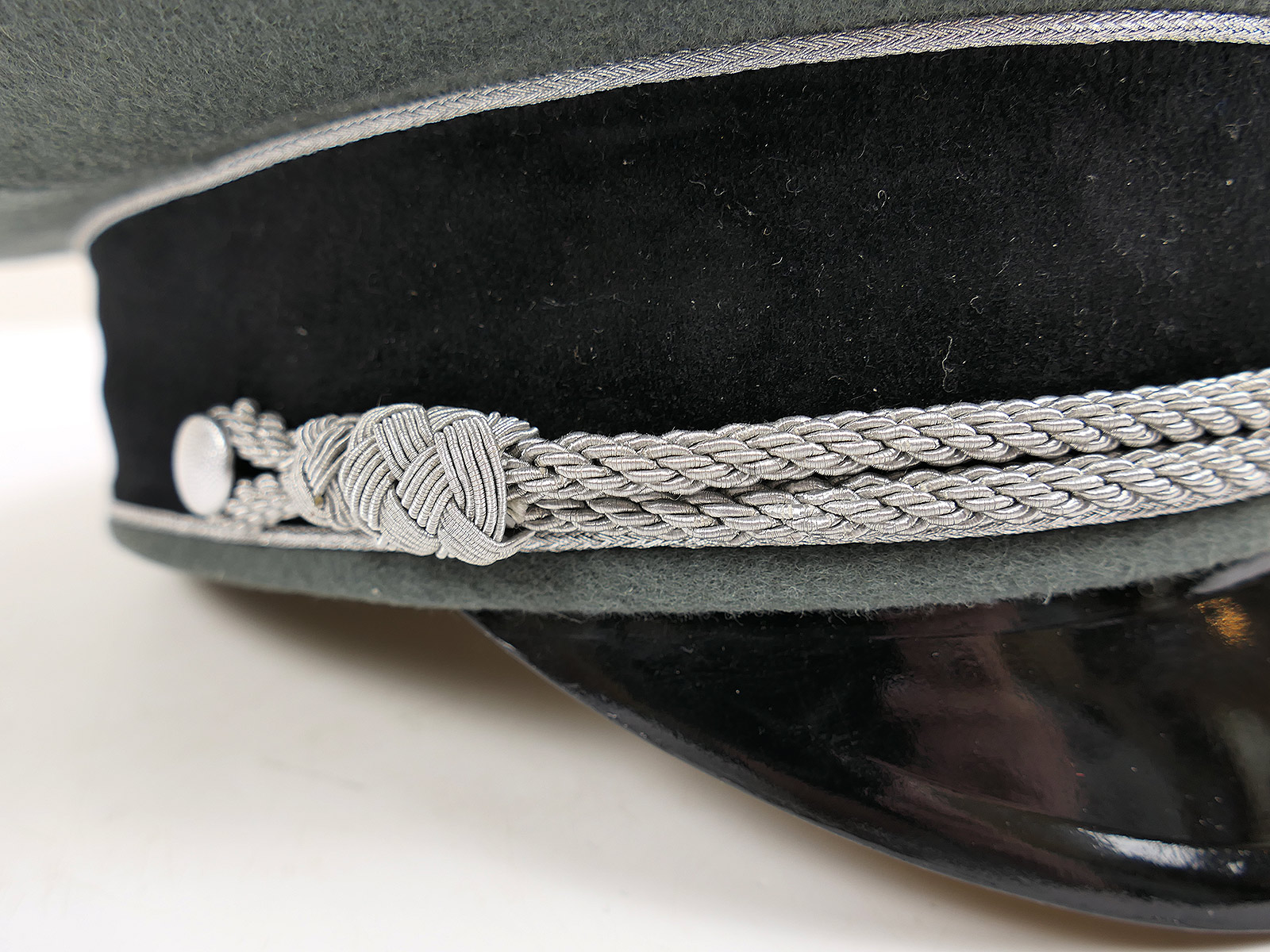 Waffen SS peaked cap, General’s size 58 – top-quality museum-grade reproduction with metal detailing
